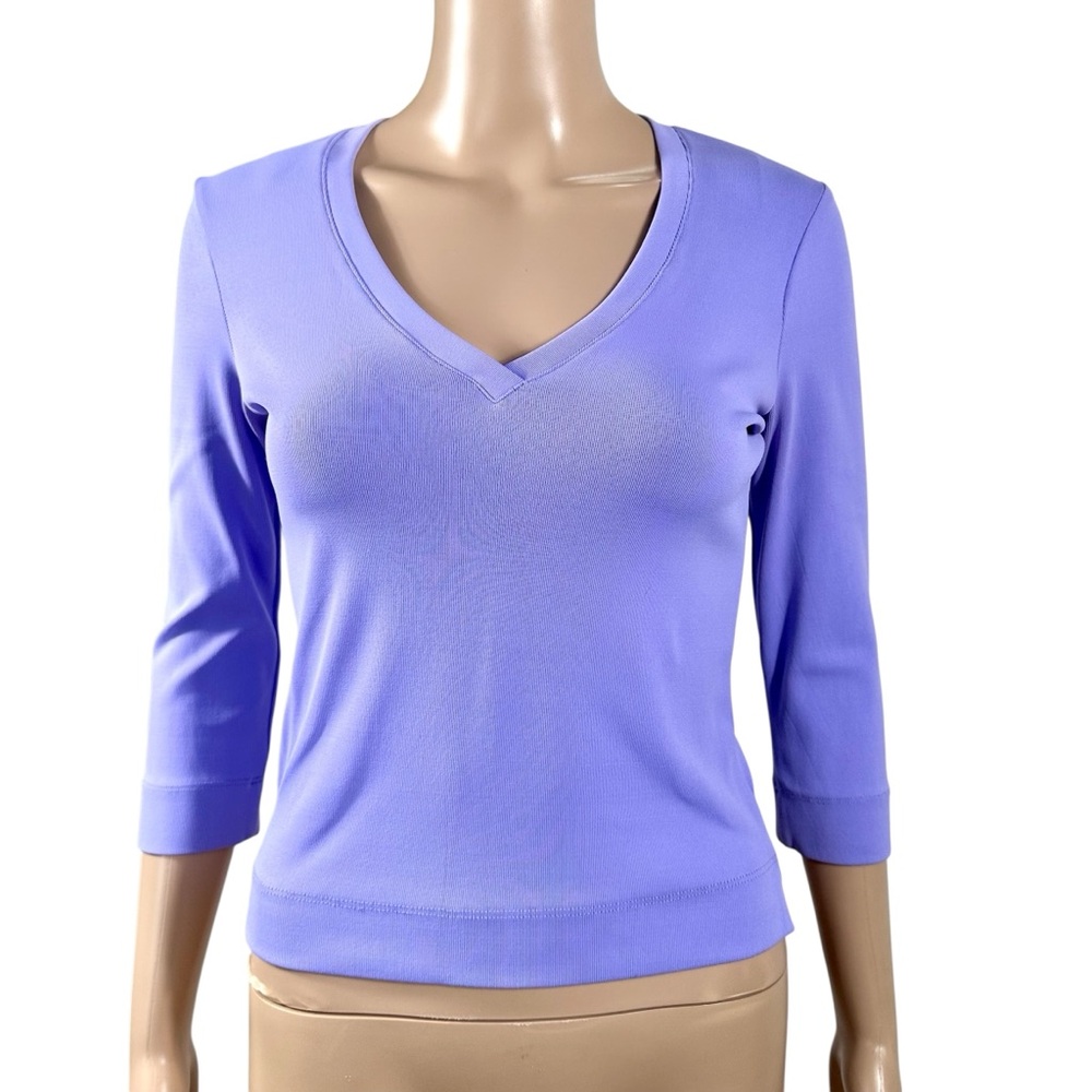 bebe Women's V-Neck fitted 3/4 sleeve top- Lavender Sz m